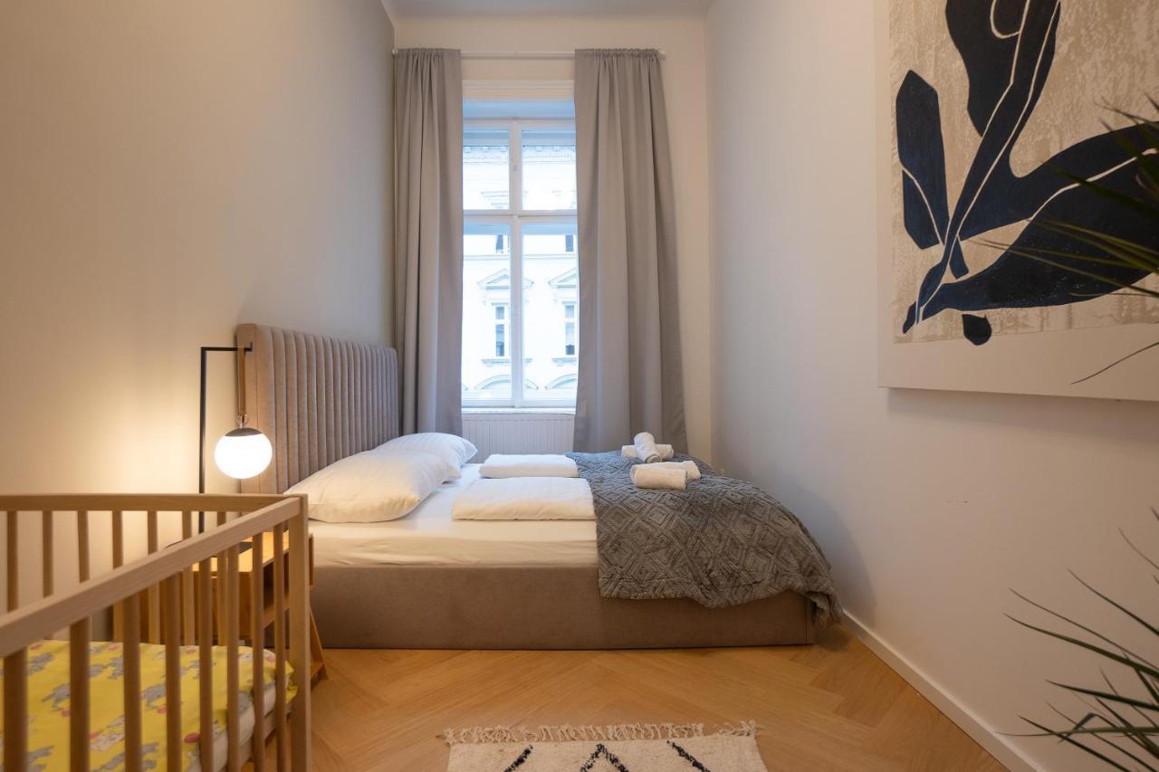 Spacious 110м2 Flat In The Center Apartmán Vídeň