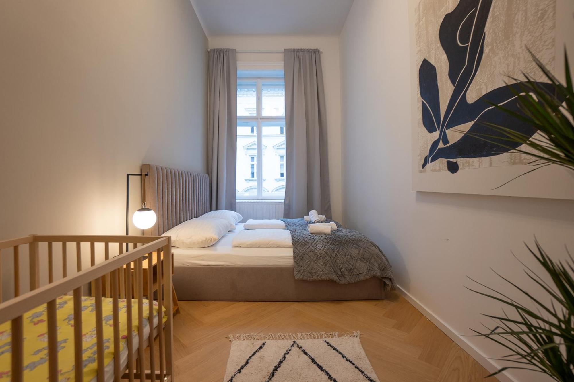 Spacious 110м2 Flat In The Center Appartamento